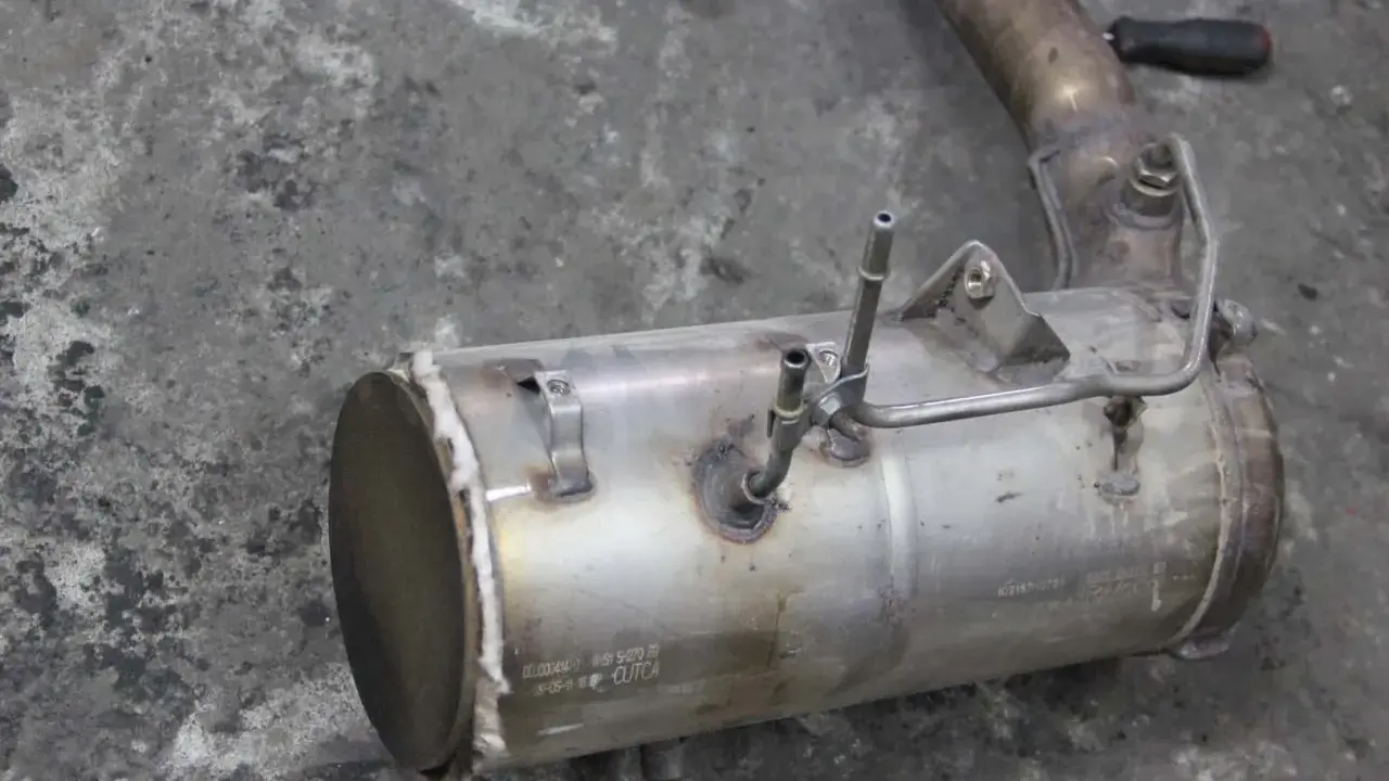Zapchany DPF? Objawy, diagnoza i skuteczne rozwiązania dla diesla